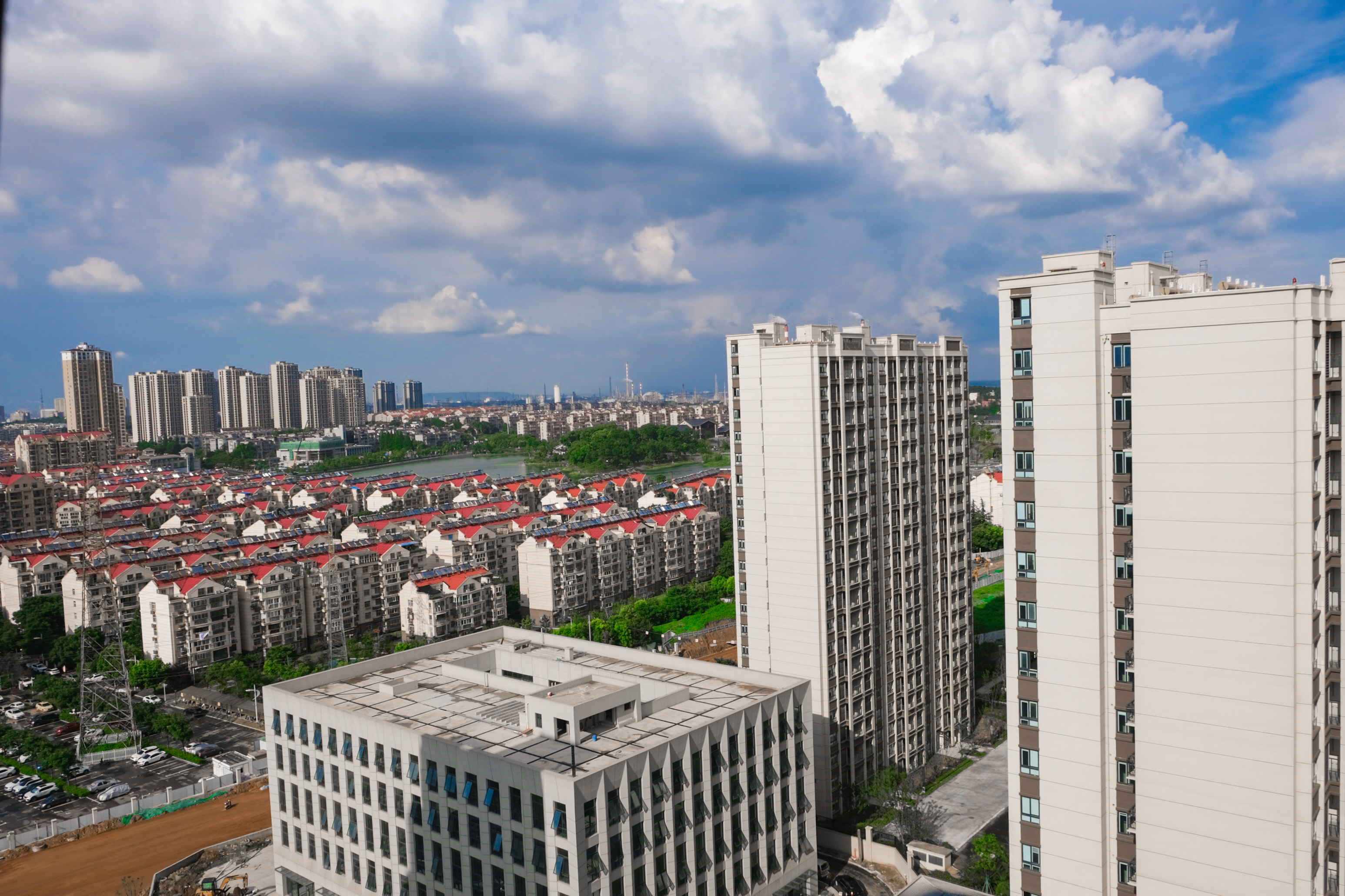 台风过境，，，这一大波民生项目be like（图说包管房）